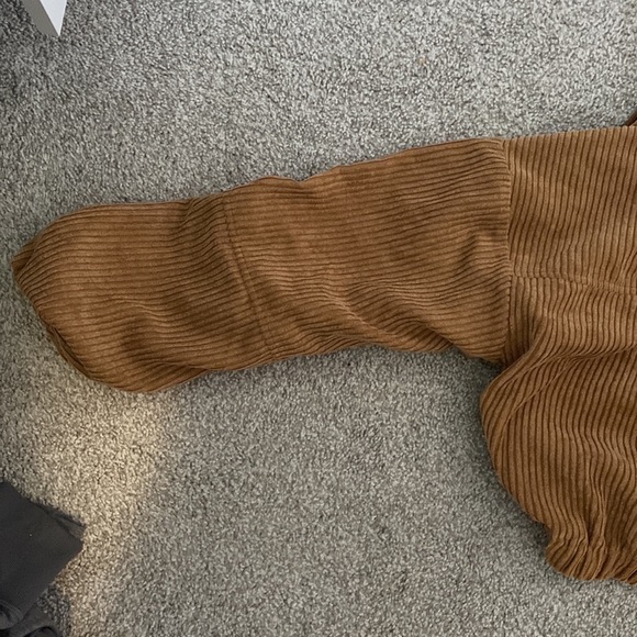 CROPPED LOGHT BROWN JACKET / comfortable / hoodie / - Picture 2 of 4